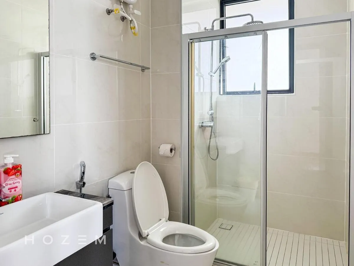 3Br4B Hozem Jb3305 Apartment Danga Bay 新山 0*,  马来西亚